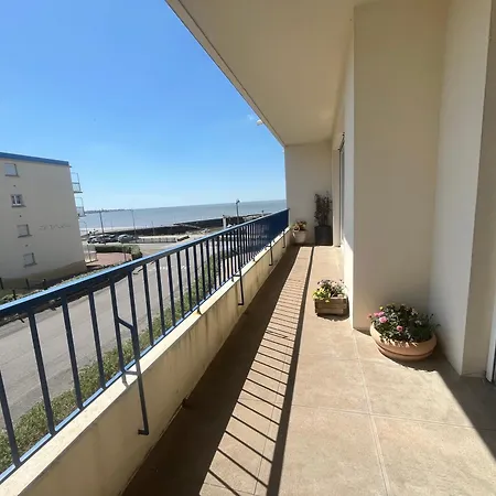 Rêver En Bord De Appartement